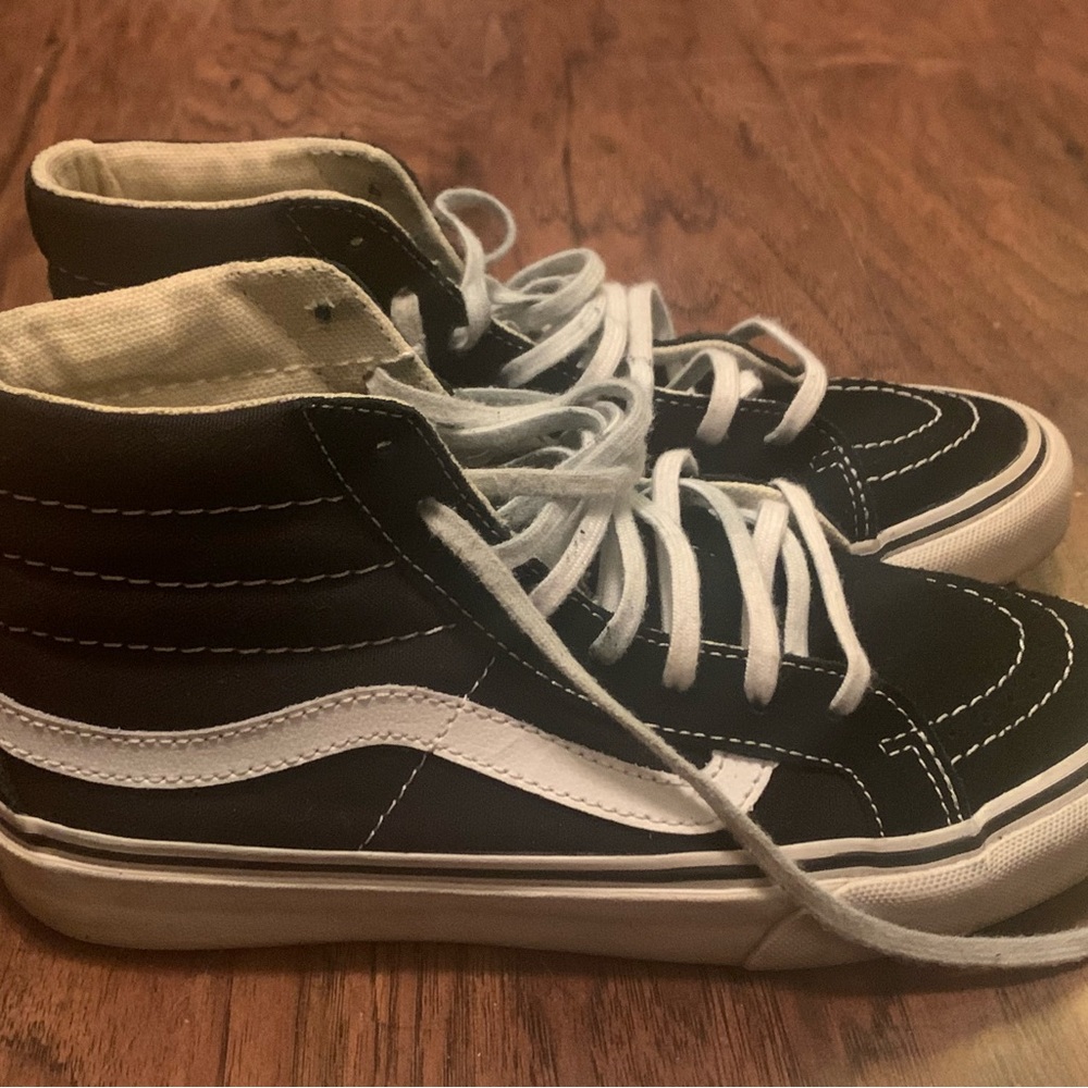 Vans - Picture 4 of 7
